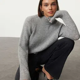 Trendyol High Neck Pullover Sweater image 3