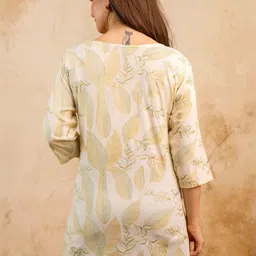 Mialo fashion Botanical Printed V-Neck Kurti image 3
