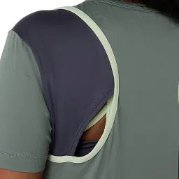 ASICS Women's Monument Green Nagino Flex Short Sleeve Top image 3