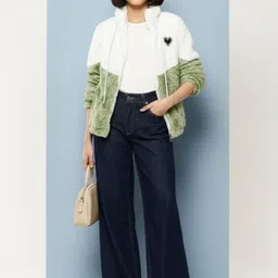 Aarika Girls Colourblocked Woollen Lightweight Puffer Jacket image 2