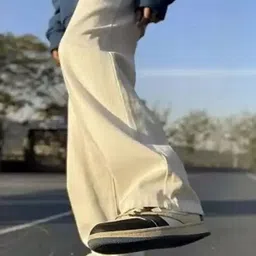 LINARIA Men Classic Relaxed Fit Mid-Rise Cotton Stretchable Jeans image 3