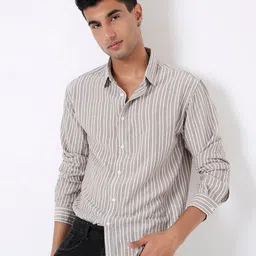 Blnk Relaxed Fit Striped Spread Collar Shirt-picture-17