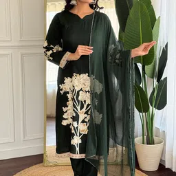 KALINI Women Floral Printed Kurta with Trousers & Dupatta image 4