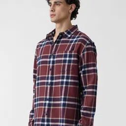 The Souled Store Men Relaxed Fit Tartan Checked Spread Collar Cotton Casual Shirt image 5