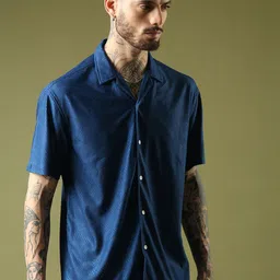 Voroxy Standard Geometric Printed Spread Collar Regular Fit Wrinkle Free Shirt image 4