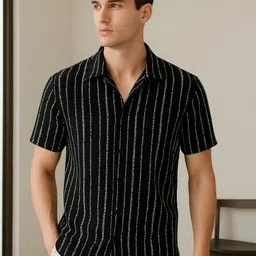 Mast & Harbour Men Standard Fit Vertical Striped Spread Collar Casual Shirt-picture-26