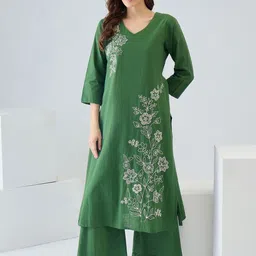 Indo Era Embroidered V-Neck Tunic With Trousers Co-Ords image 3