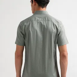 Arrow Men Geometric Printed Spread Collar Cotton Formal Shirt image 3