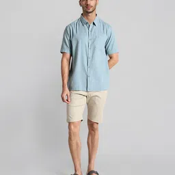 Crocodile Men Relaxed Fit Textured Spread Collar Pure Cotton Casual Shirt image 4