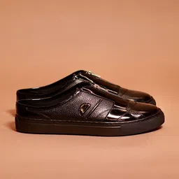 dmodot Men Freddo Lustro Leather Round Toe Lightweight Slip-On Sneakers image 3