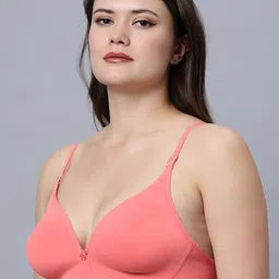 Eden Bra Medium Coverage image 3