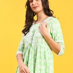 V-Mart Floral Printed Kurti image 4