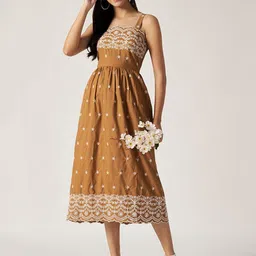 House of Sal Floral Print Tie-Up Neck Fit & Flare Midi Dress image 4