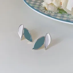 FIMBUL Silver Plated Leaf Shaped Studs image 2
