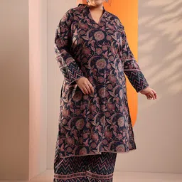 EXTRA LOVE BY LIBAS Women Floral Printed Calf Length Regular Straight Kurta with Trousers image 2