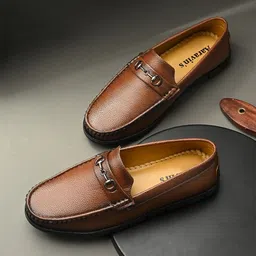AARAVIN'S Boys Textured Loafers-picture-14