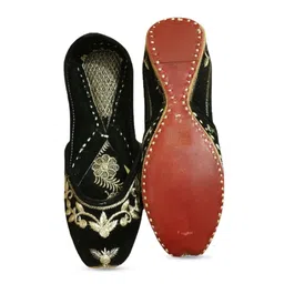 DEKA Shoes Women Ethnic Laser Cuts Flats Mojaris image 3