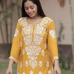 Rujave Ethnic Motifs Embroidered Straight Chikankari Kurta with Palazzos image 2