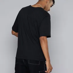 R.Code by The Roadster Life Co. Men Applique T-shirt image 2