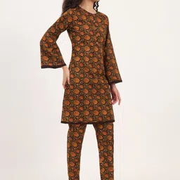 Divena Floral Print Pure Cotton Fabric Straight Kurta with Trouser image 4