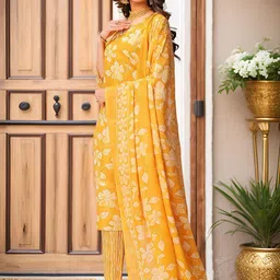 Banwaree Printed Notch Neck Sequinned Pure Cotton Straight Kurta With Trousers & Dupatta image 2