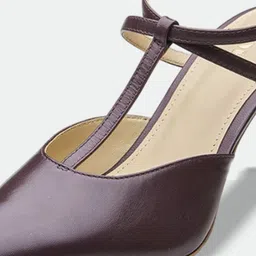 Oroh Women Leather Slim Heel Mules image 5