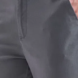 HIGHLANDER Men Slim Fit Mid Rise Trousers image 4