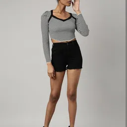SHOWOFFFF Striped Puff Sleeve Crop Top image 3