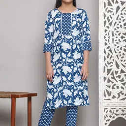 Vetrokart Girls Floral Printed Kurta with Pyjamas-picture-23