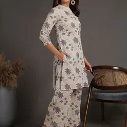 antaran Printed Mandarin Collar Top With Palazzos Co-Ords image 2