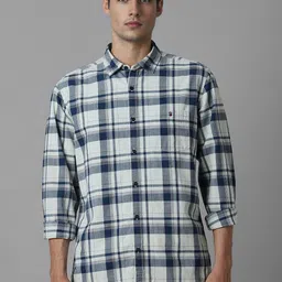 Louis Philippe Jeans Men Tartan Checked Spread Collar Pure Cotton Casual Shirt-image-37