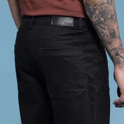 HERE&NOW Men Straight Fit Stretchable Jeans image 2