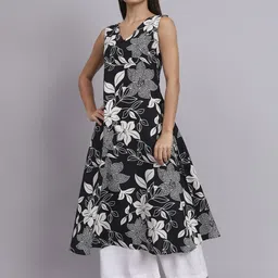 DHAKRE FASHION Women Ethnic Motifs Printed Kurta with Palazzos-image-46