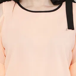 RC NEOEN Cold-Shoulder Ruffles Top image 4