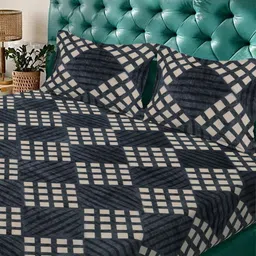 KLOTTHE Grey & White Printed 300 TC Double Bedsheet With 2 Pillow Covers- 2.7 m x 2.5 m image 2