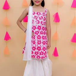 JUNITOS Girls Ethnic Motifs Printed Gotta Patti Cotton Kurti with Sharara & Dupatta-picture-55