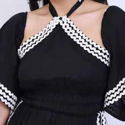 DEEBACO Halter Neck Top With Palazzo Co-Ords image 2