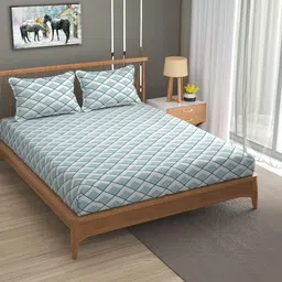 BELVOSTUM White Geometric Bedsheet with 2 Pillow Covers-picture-18