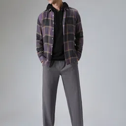 Banana Club Men Relaxed Pleated Trouser image 4
