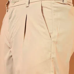 LIMEROAD Men Chinos Trousers image 3