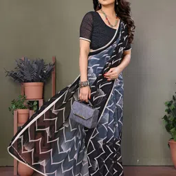 DIVASTRI Embroidered Pure Georgette Block Print Saree image 3