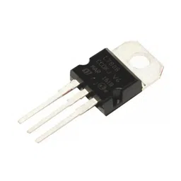 LM7808 IC - 8V Positive Voltage Regulator IC image 1