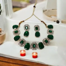 Women Click Stones Studded Jewellery Set-picture-34