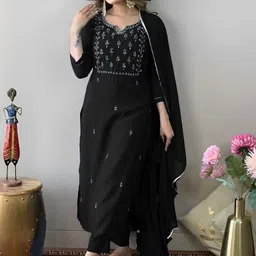 KRIVANSH STORE Ethnic Motifs Embroidered V-Neck Thread Work Thread Work Kurti image 2