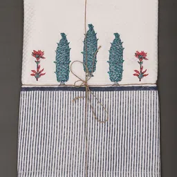 JAYPORE White & Green Floral Printed Cotton 210 GSM Bath Towel image 2