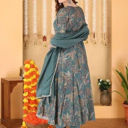 Anouk Women Floral Printed Regular Chanderi Silk Kurta with Trousers & With Dupatta image 4