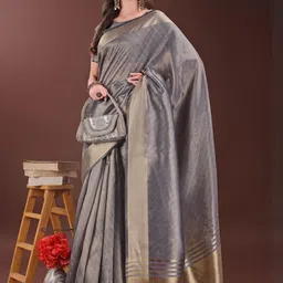 ALAGINI Woven Design Zari Organza Handloom Saree-image-19