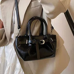 StyleCast x Revolte PU Tote Bag-picture-12