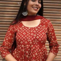 YAGNIK FASHION Women Ethnic Motifs Printed Regular Kurta with Trousers & With Dupatta image 4