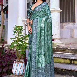 TIRA Floral Silk Blend Saree image 5